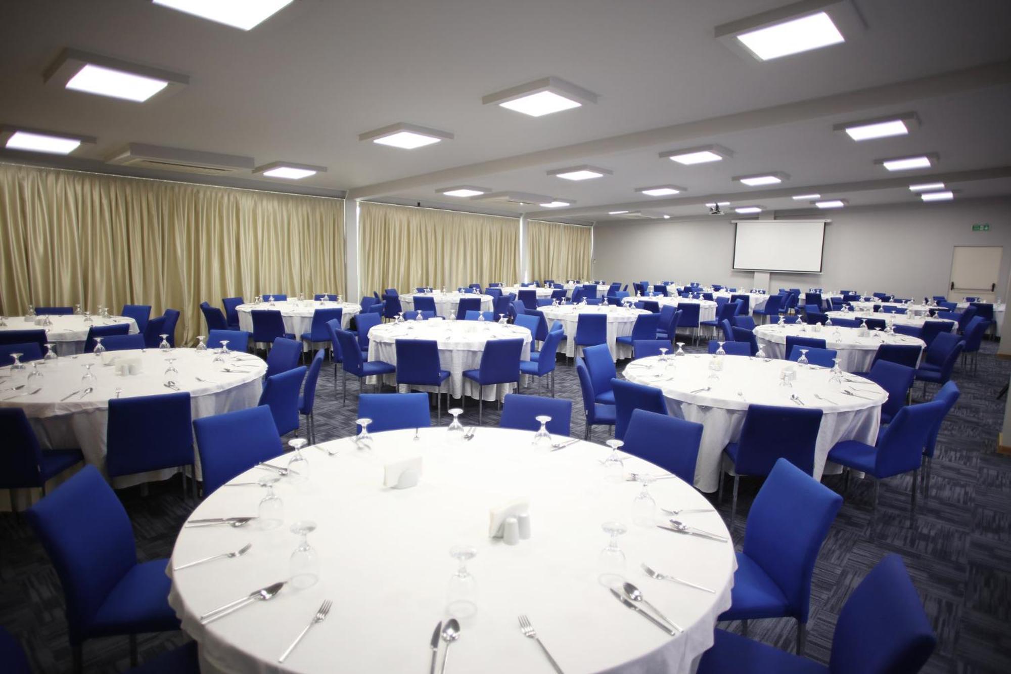 Holiday Inn Express Manisa-West By Ihg Buitenkant foto