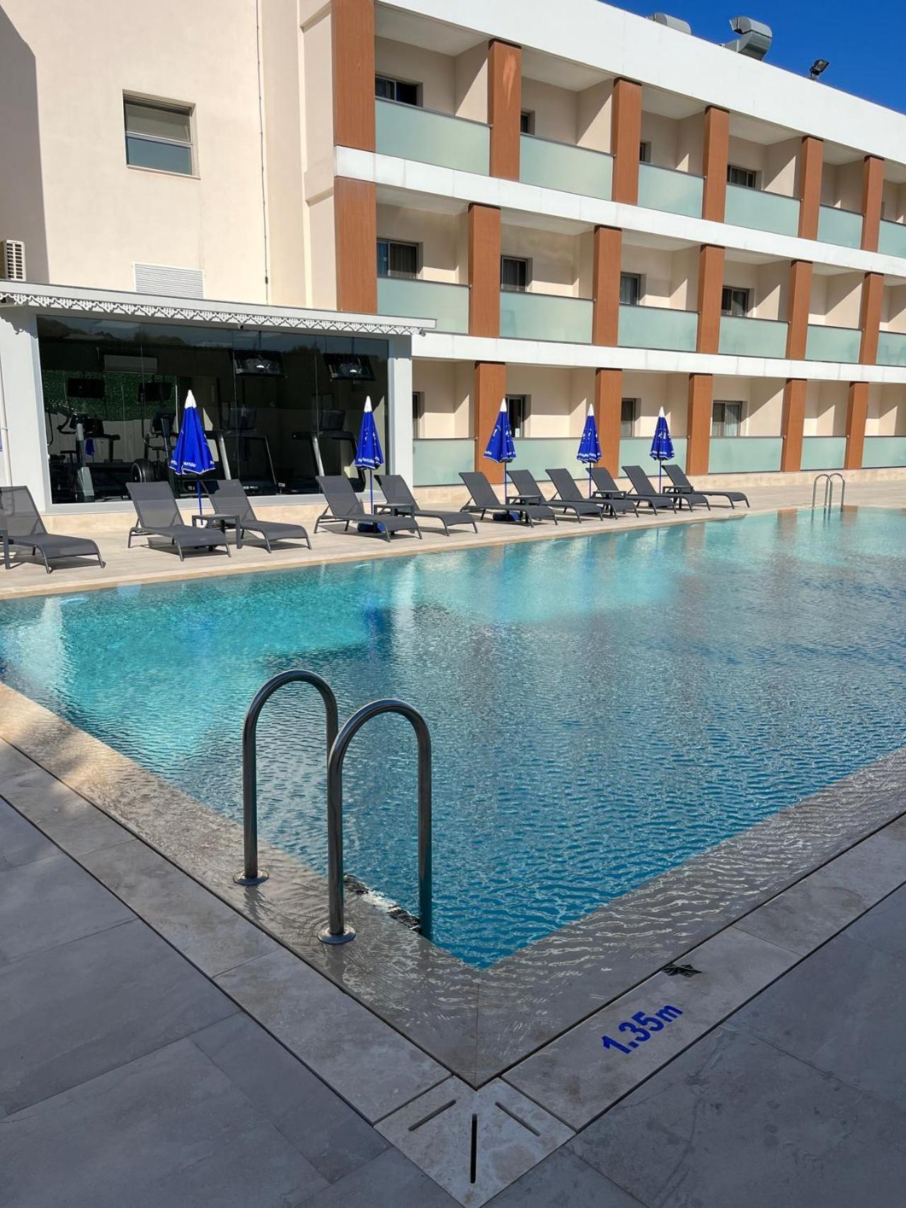 Holiday Inn Express Manisa-West By Ihg Buitenkant foto